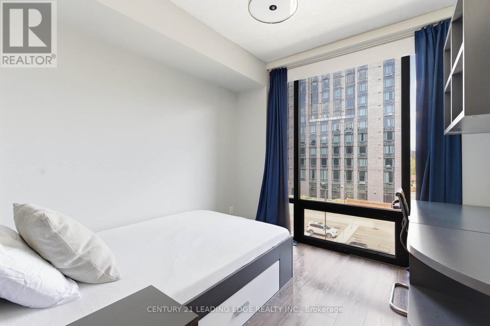 #C533 330 PHILLIP STREET - 13