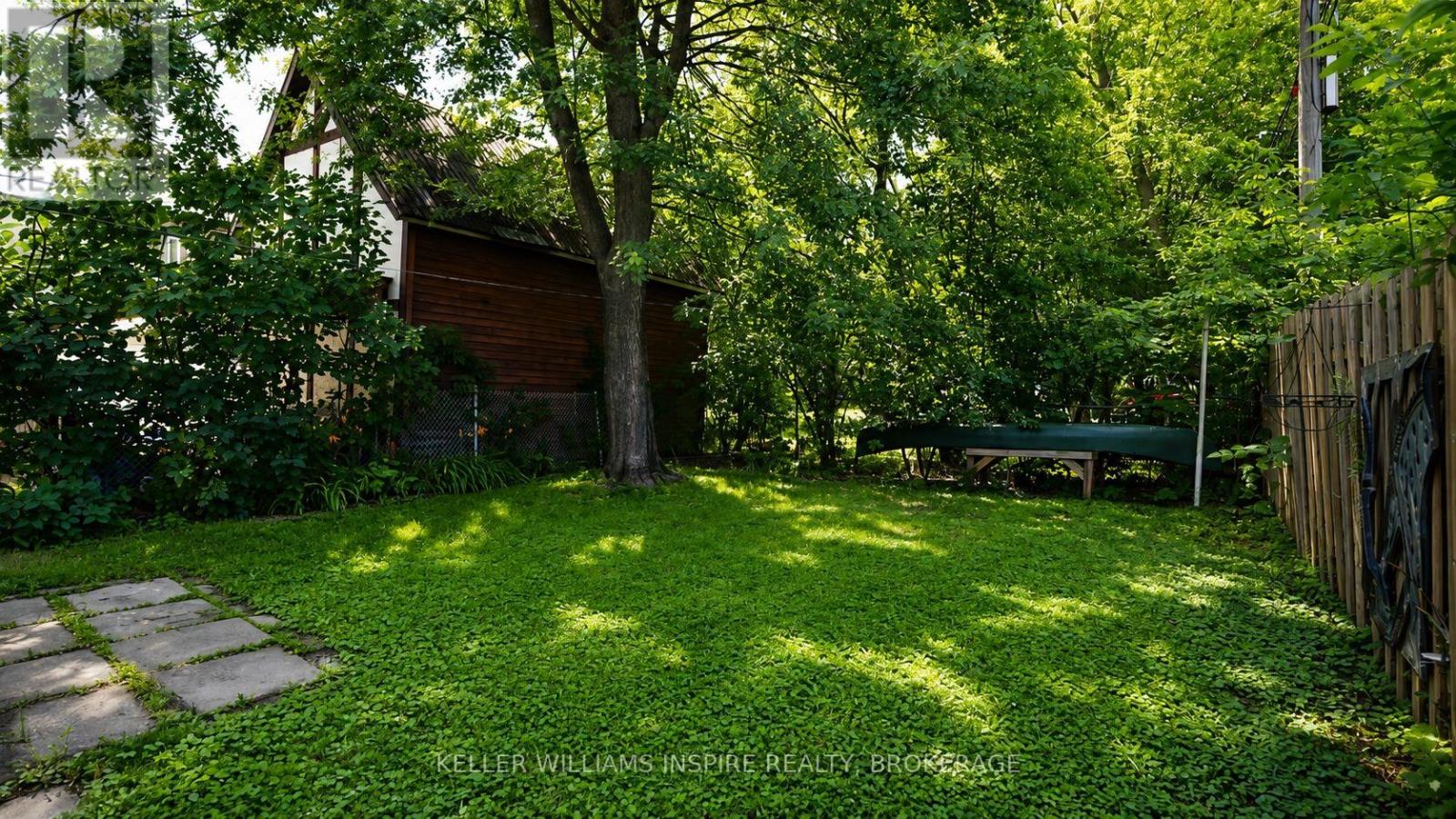 92 ELM STREET - 19
