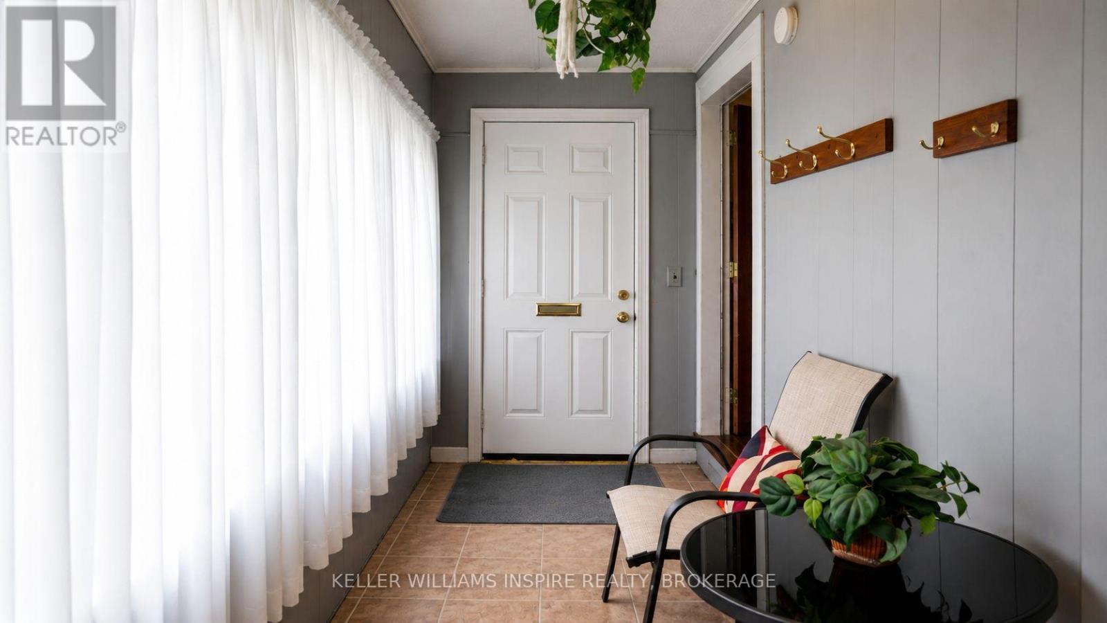 92 ELM STREET - 4