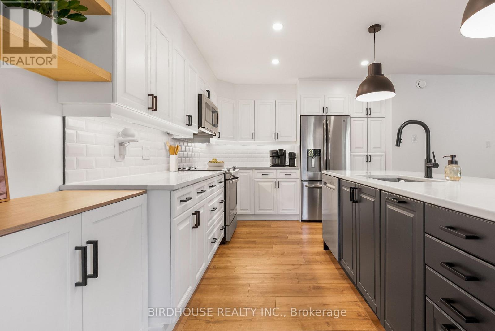 50 BIRCH CRESCENT - 10
