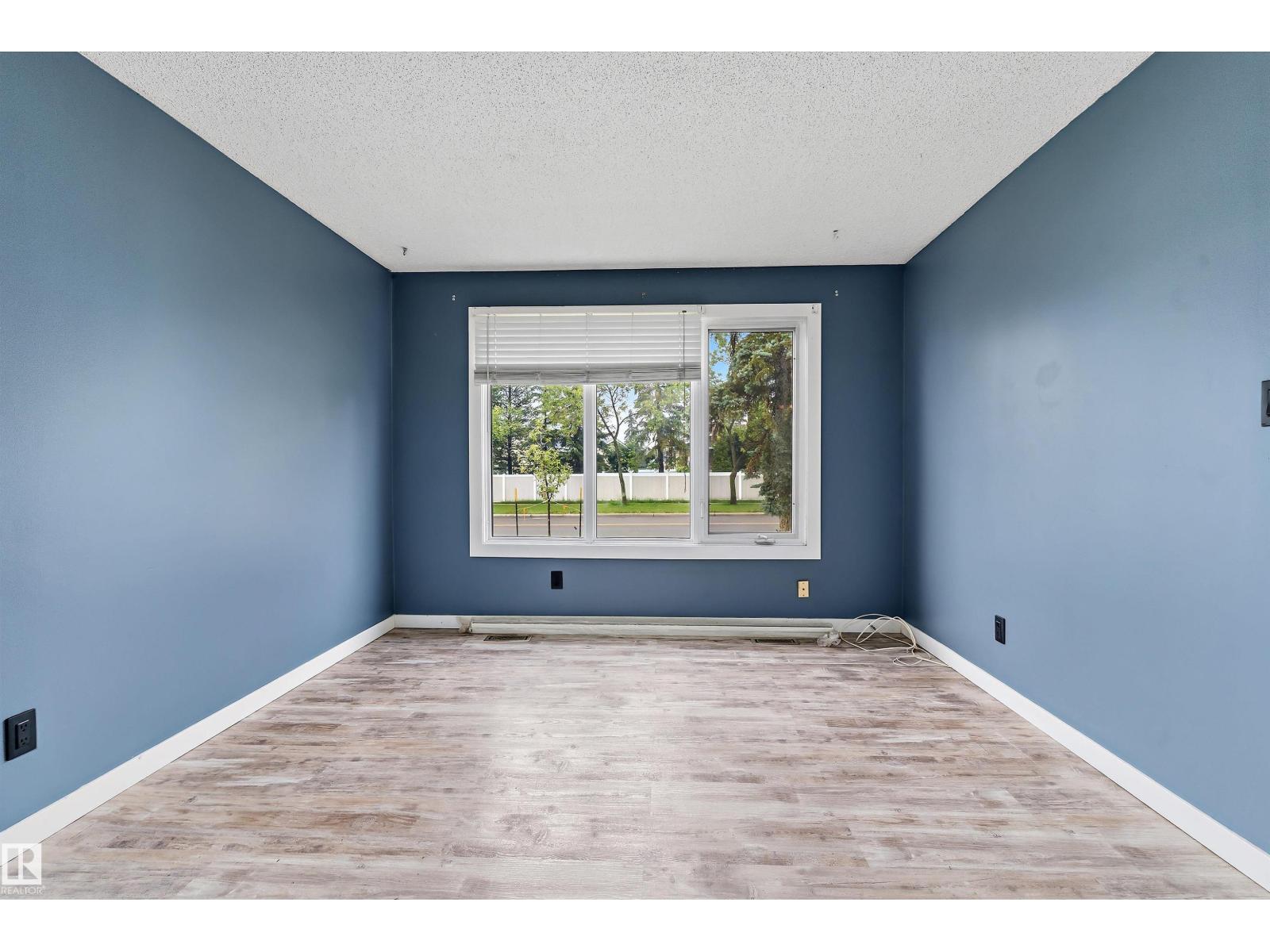 10930 BEAUMARIS RD NW - 4