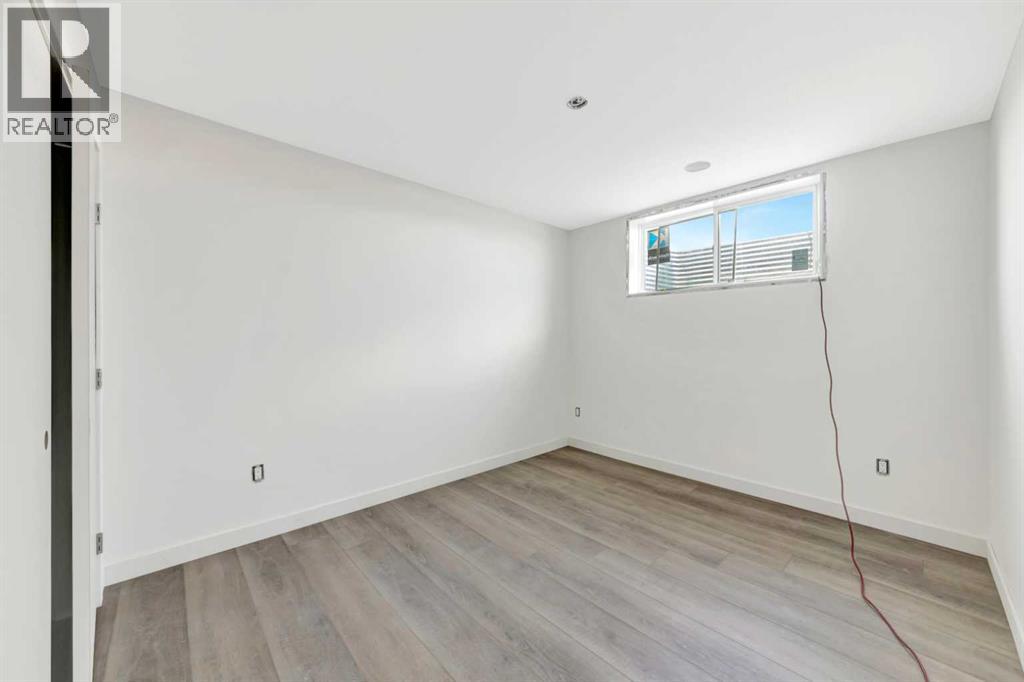 6906 35 Street - 24