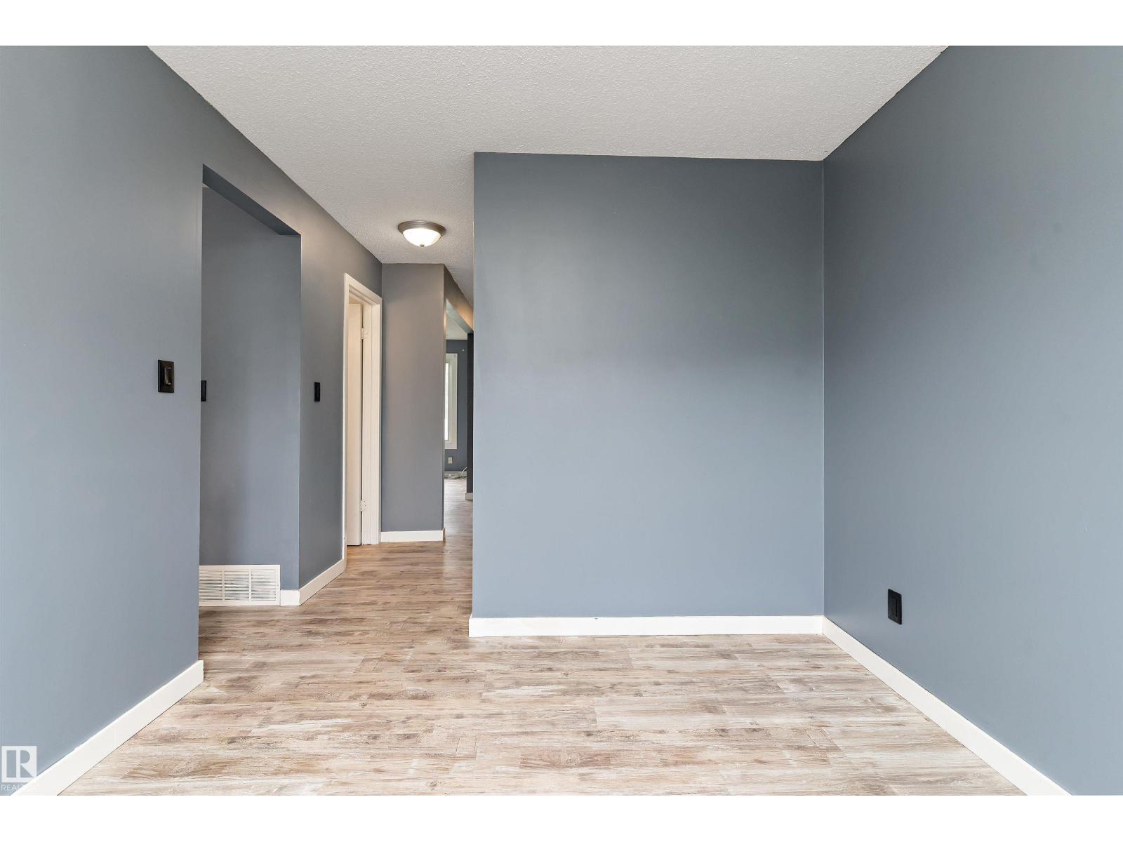 10930 BEAUMARIS RD NW - 10