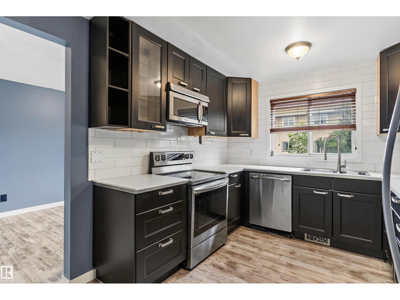 10930 BEAUMARIS RD NW - 13