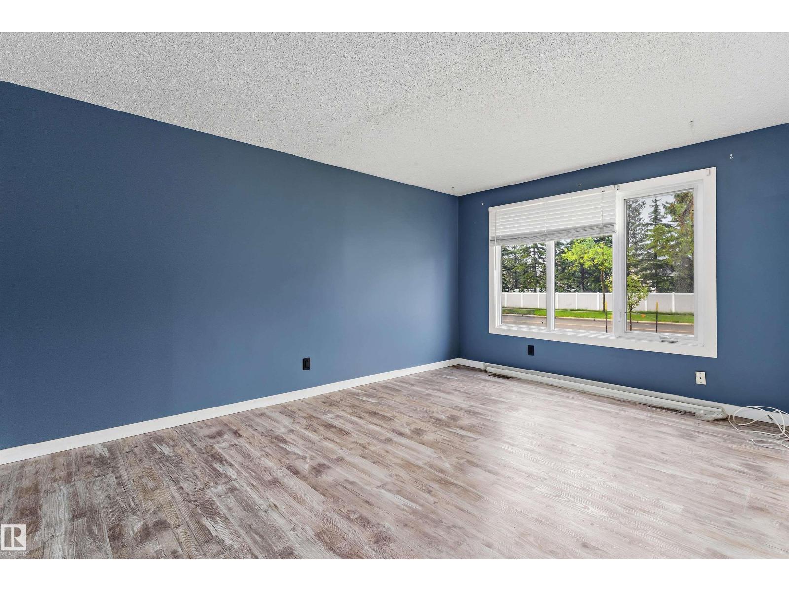 10930 BEAUMARIS RD NW - 3