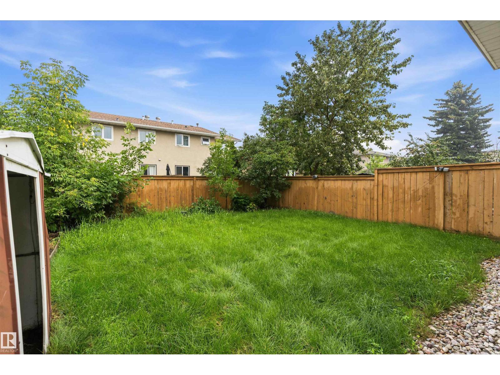10930 BEAUMARIS RD NW - 33