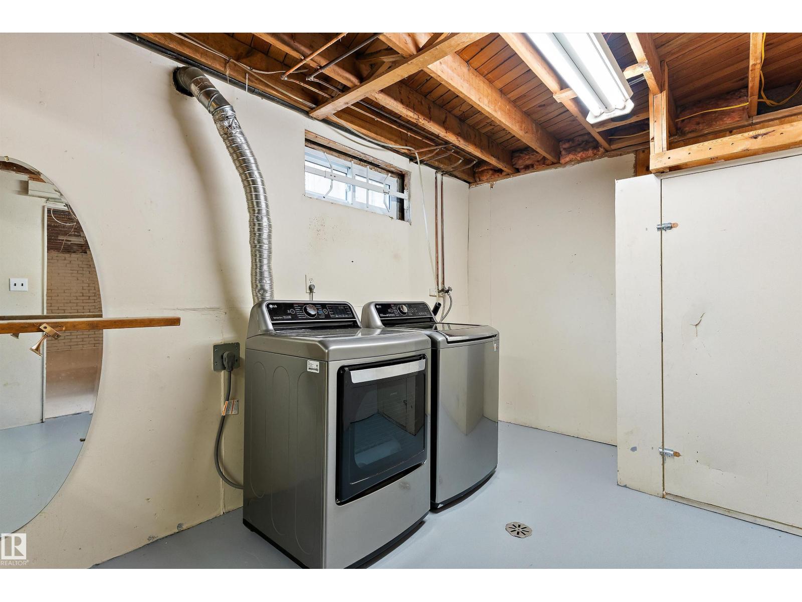10930 BEAUMARIS RD NW - 30