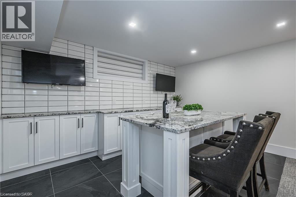 39 COULTER Street - 29