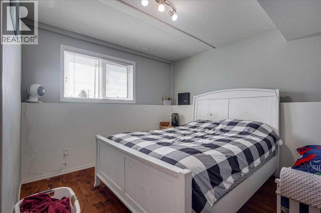 4 HARRISON Road - 36
