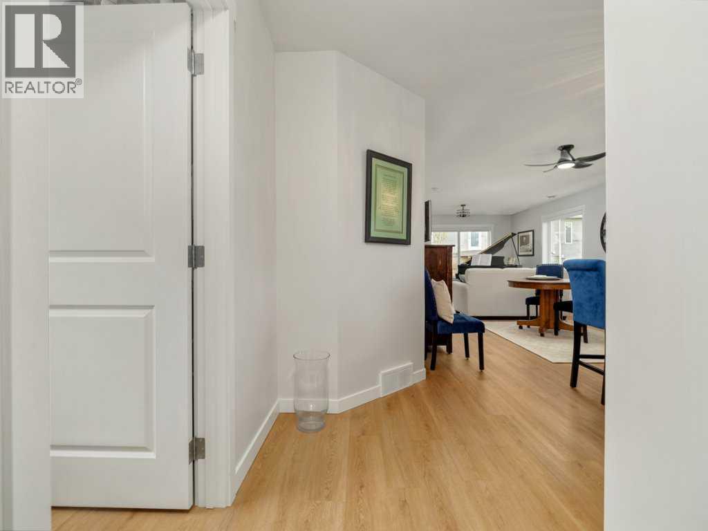 318 Whispering Way - 12