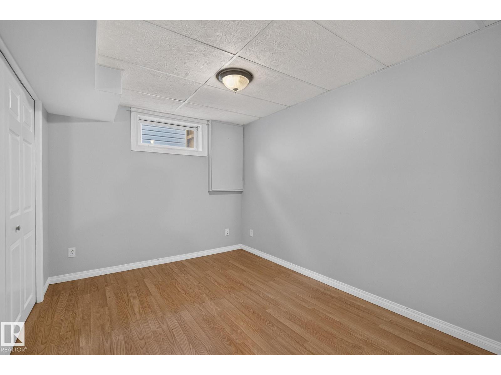 9258 91 ST NW - 43