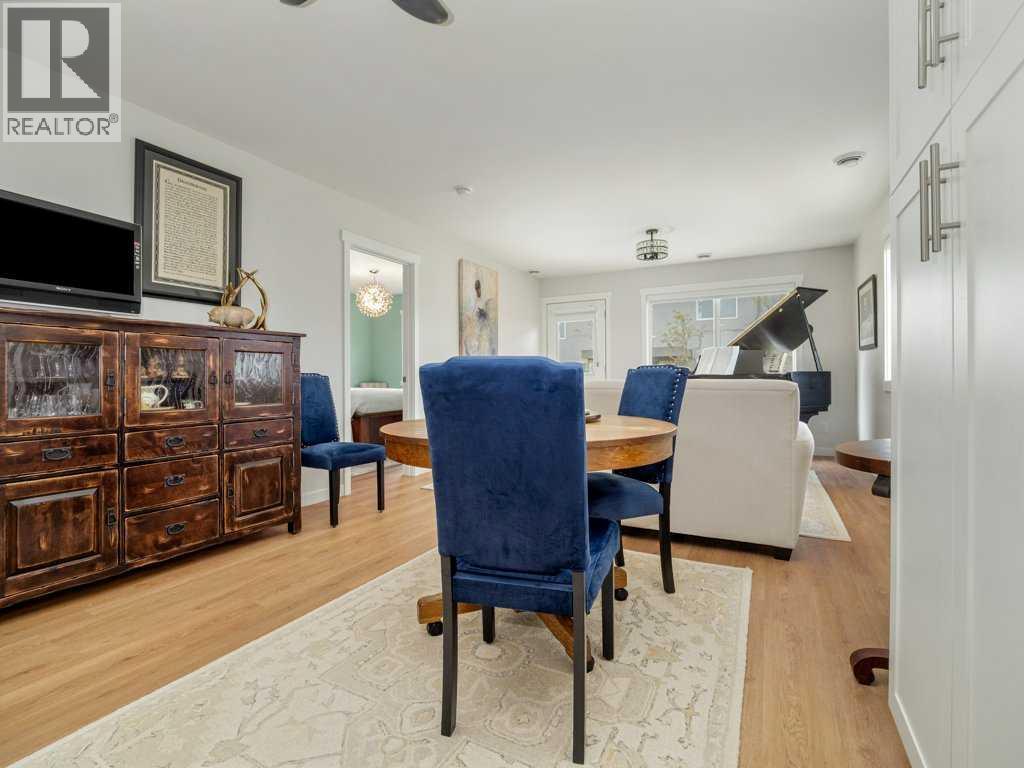 318 Whispering Way - 23