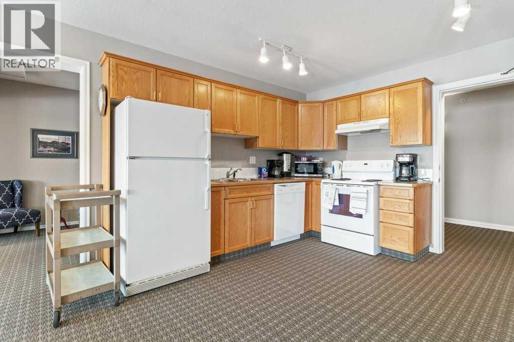 #211 6118 53 Avenue - 28