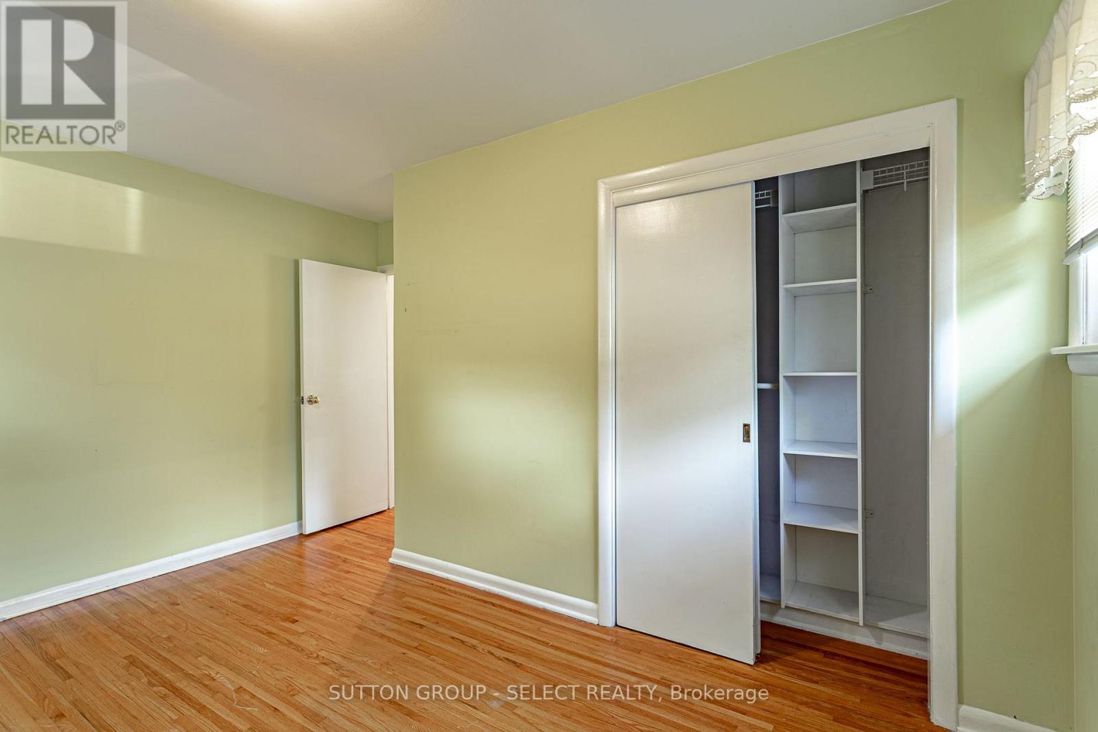 256 TWEEDSMUIR AVENUE - 15