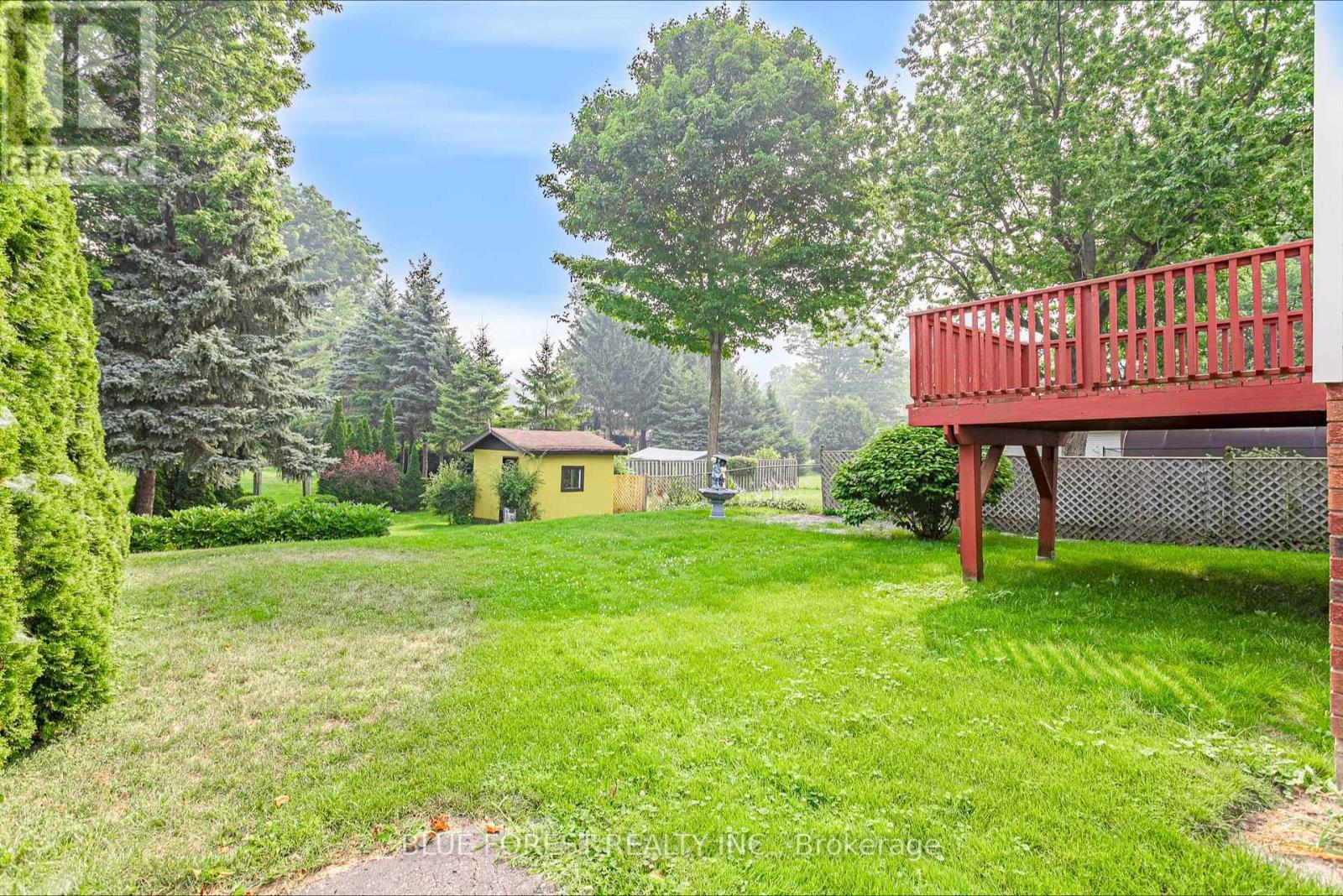385 WELLINGTON STREET - 27