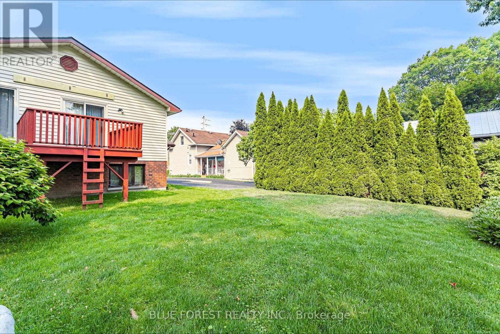 385 WELLINGTON STREET - 28