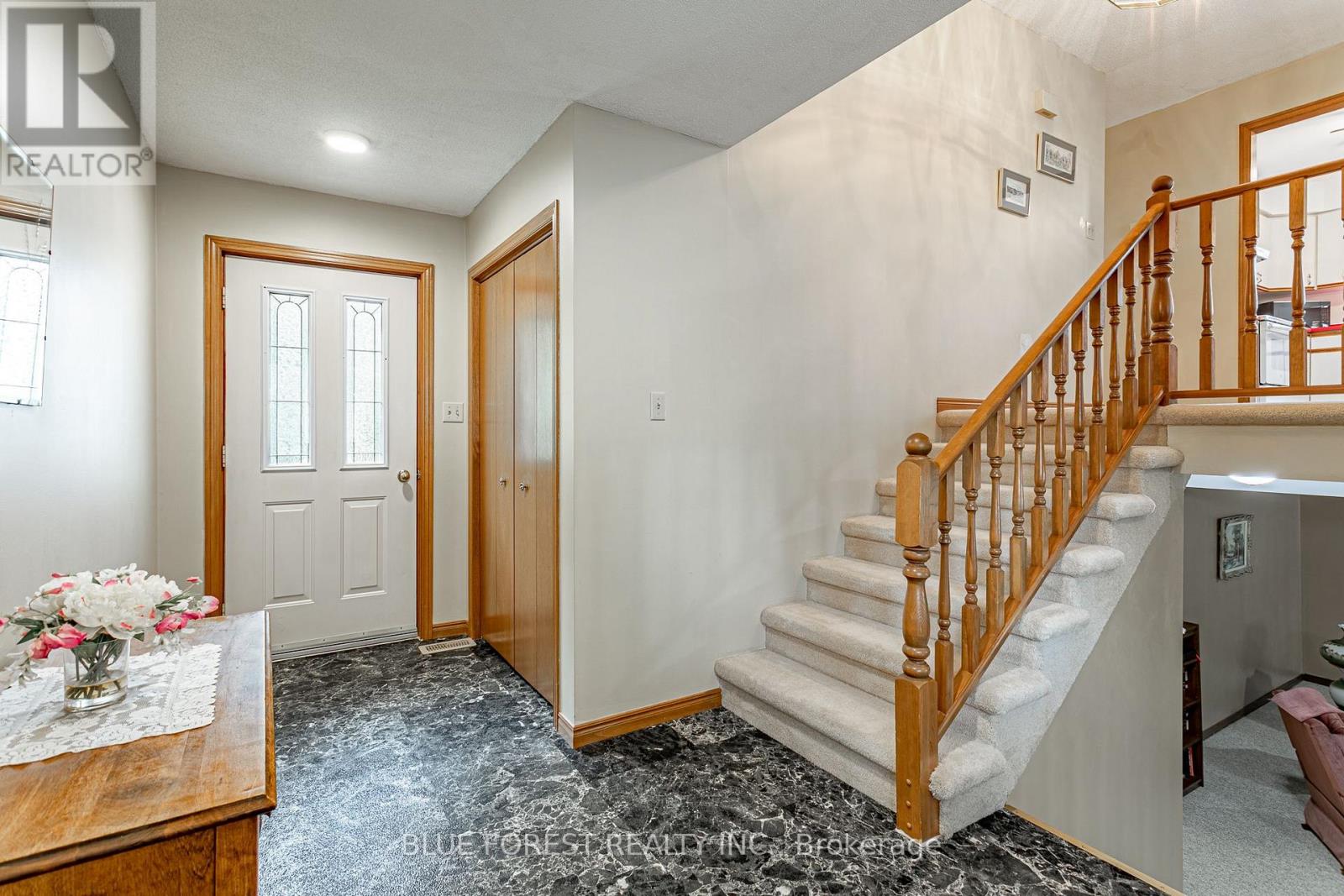 385 WELLINGTON STREET - 3
