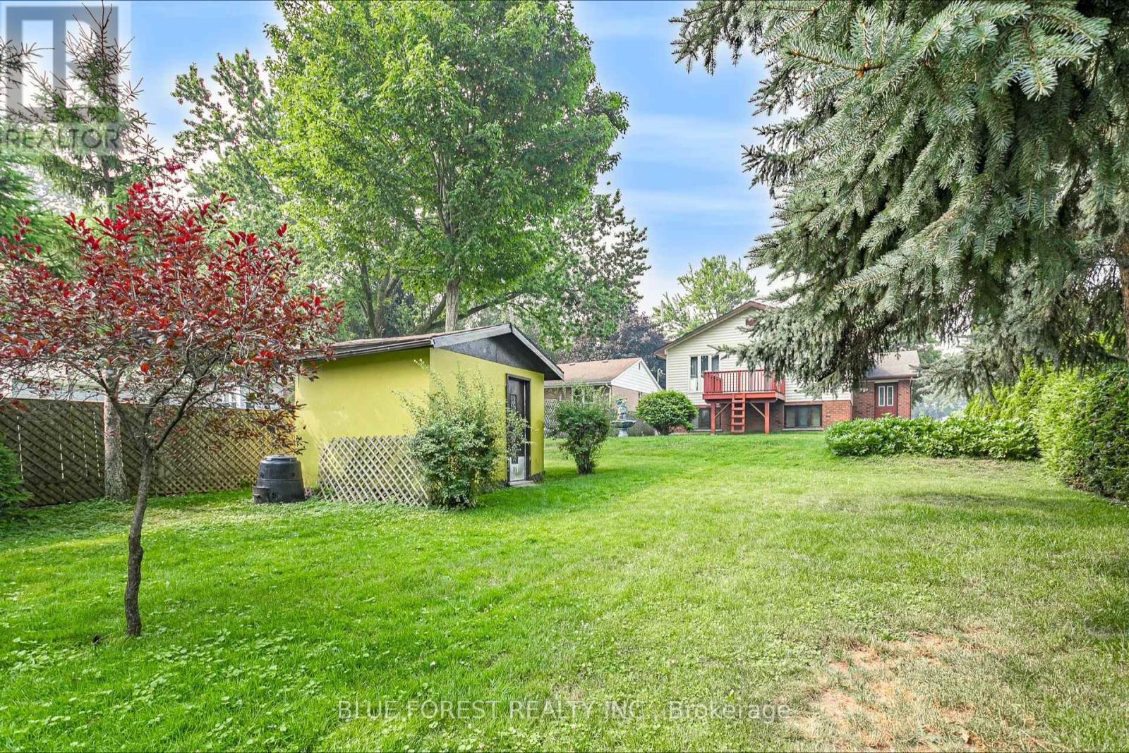 385 WELLINGTON STREET - 30