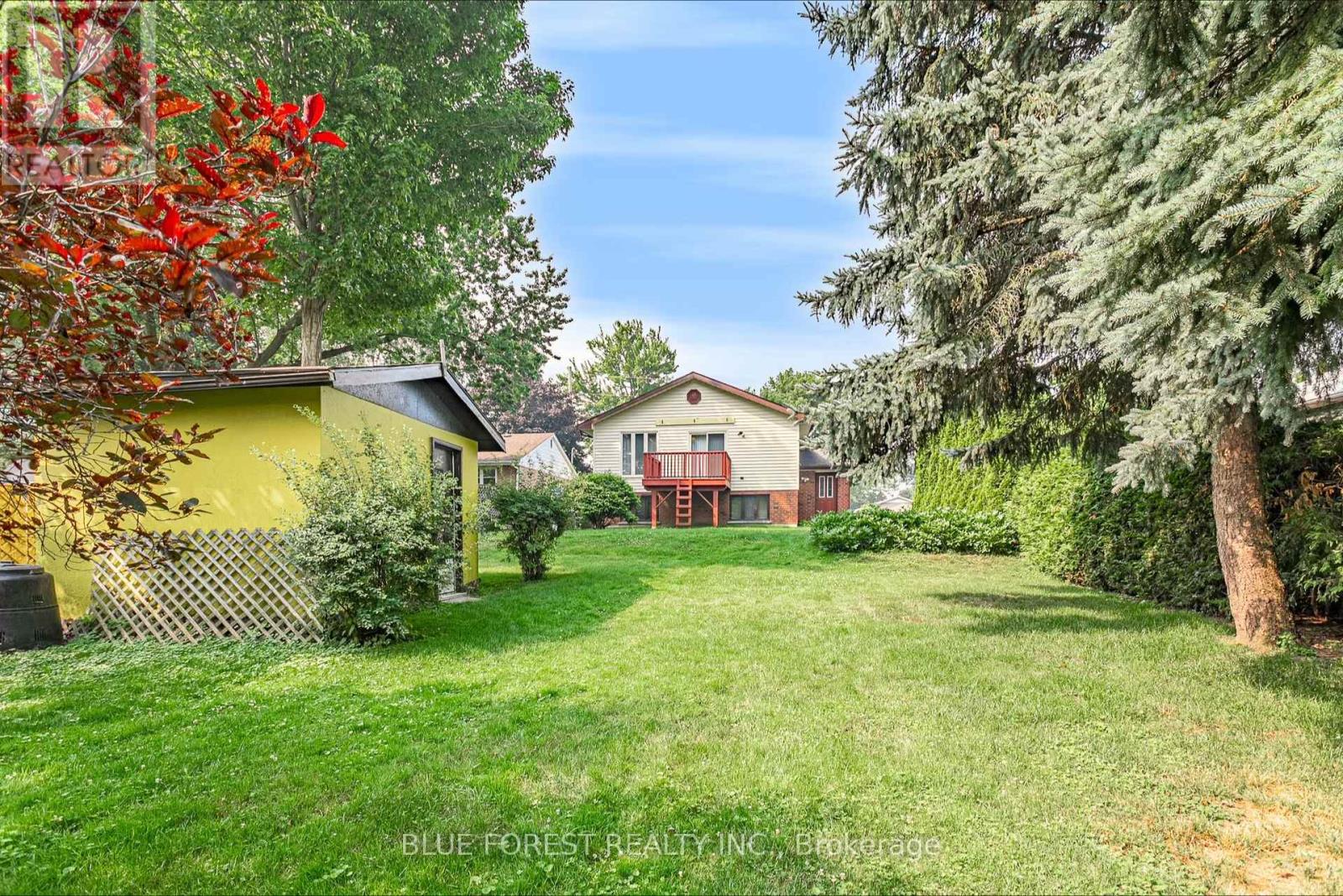 385 WELLINGTON STREET - 35