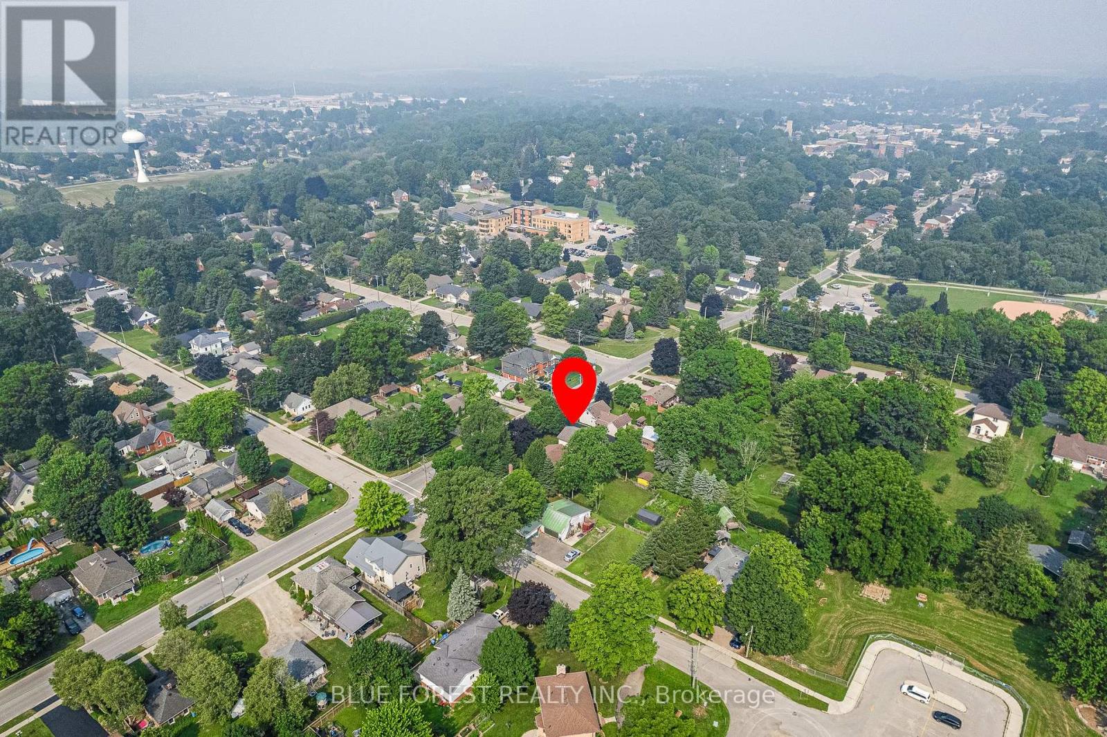 385 WELLINGTON STREET - 40