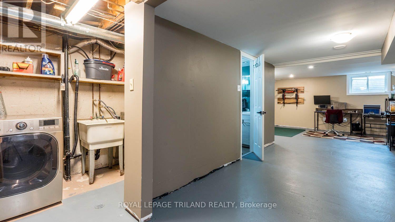 #32 1600 CULVER DRIVE - 18