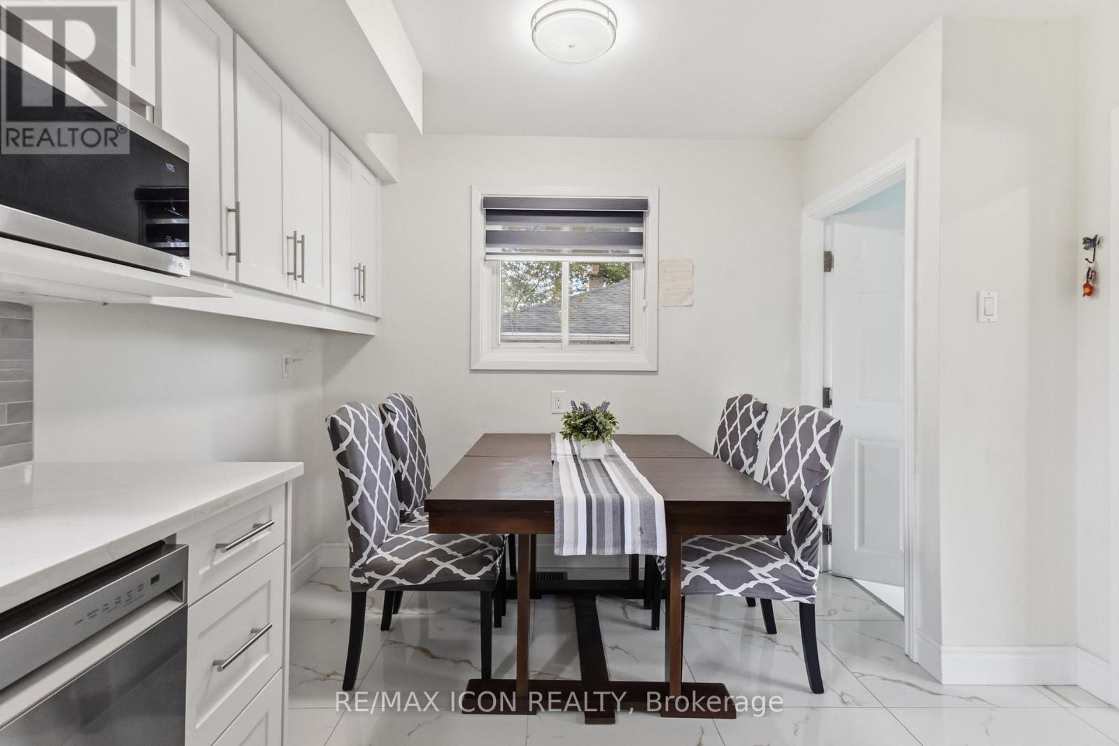 145 GLADSTONE AVENUE - 10