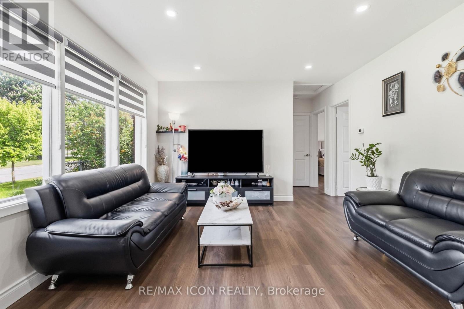 145 GLADSTONE AVENUE - 2