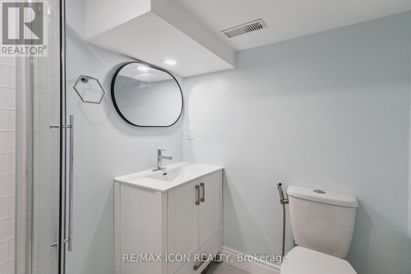 145 GLADSTONE AVENUE - 22