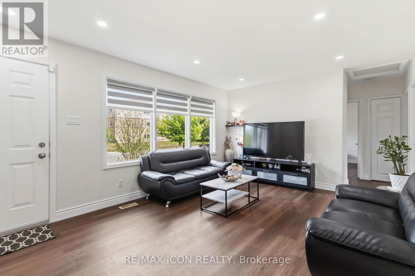 145 GLADSTONE AVENUE - 6
