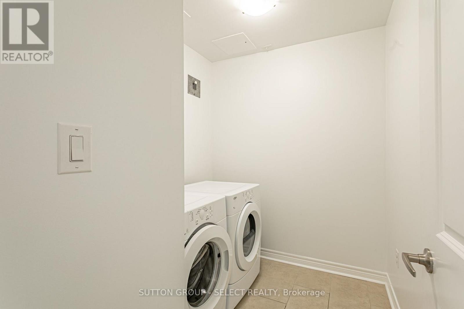 #704 330 RIDOUT STREET N - 16