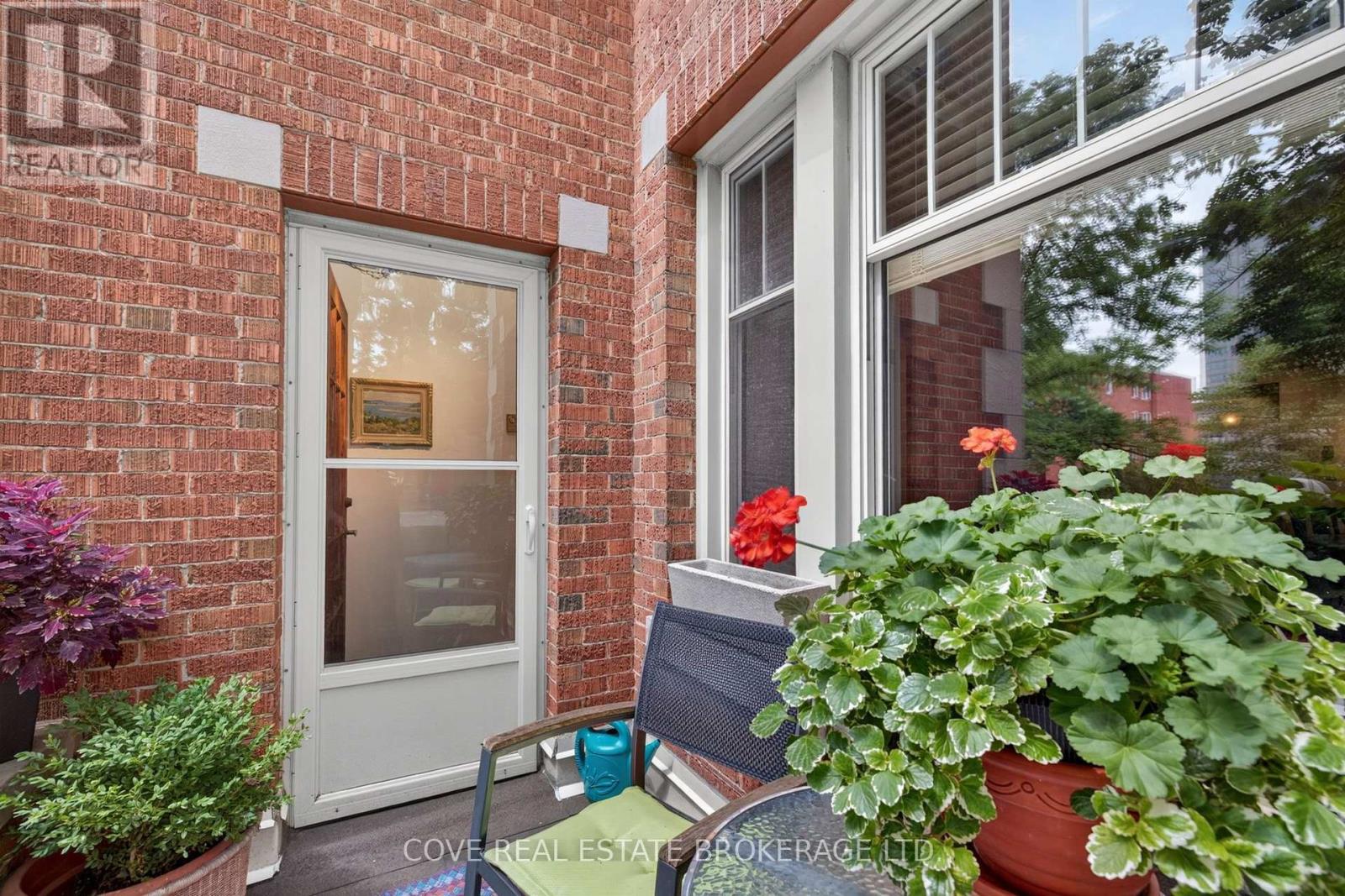 #104 280 QUEENS AVENUE - Image 14