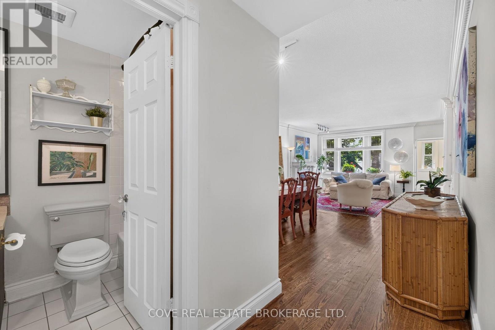#104 280 QUEENS AVENUE - Image 22