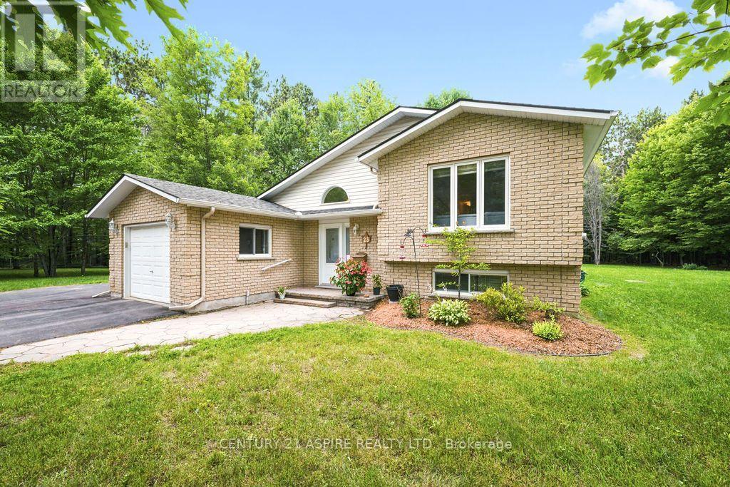 23 CARDINAL CRESCENT - 1