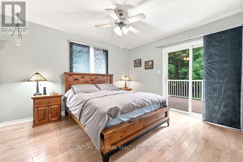 23 CARDINAL CRESCENT - 15