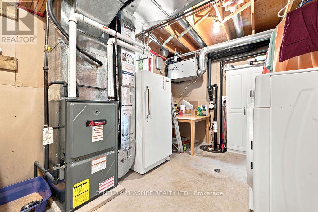 23 CARDINAL CRESCENT - 33