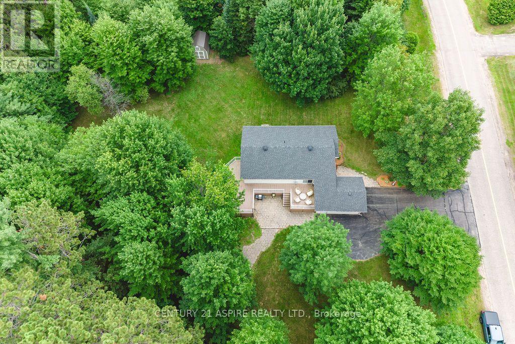 23 CARDINAL CRESCENT - 44