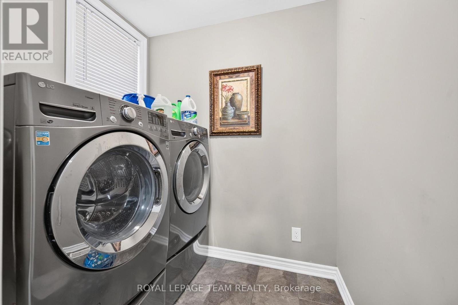 340 GALLANTRY WAY - 10