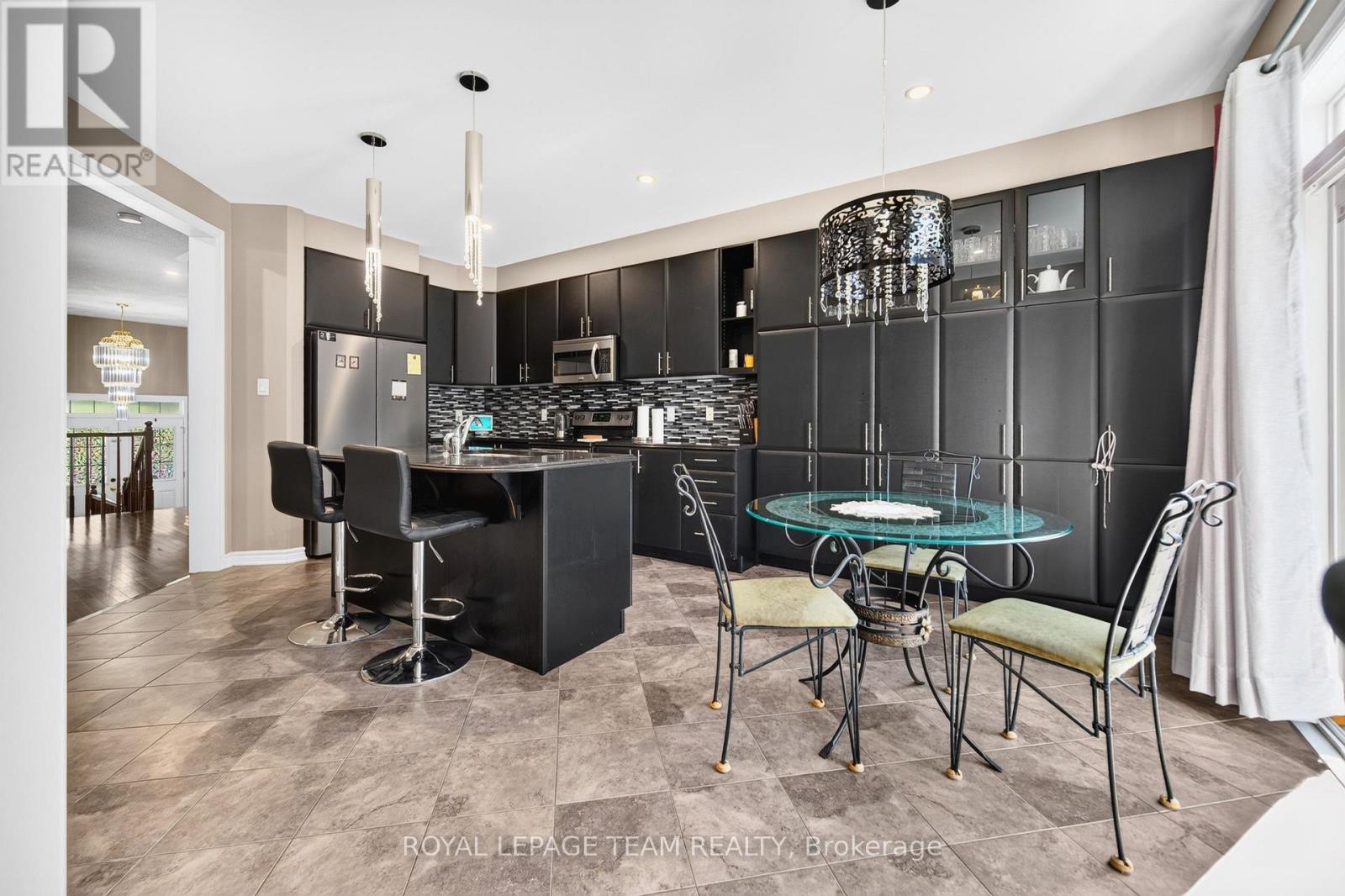 340 GALLANTRY WAY - 17