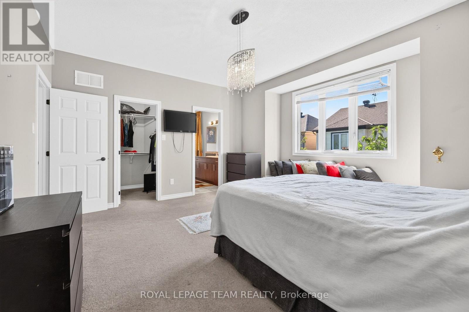 340 GALLANTRY WAY - 31