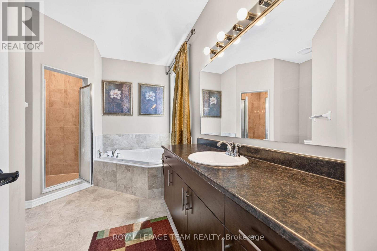 340 GALLANTRY WAY - 34