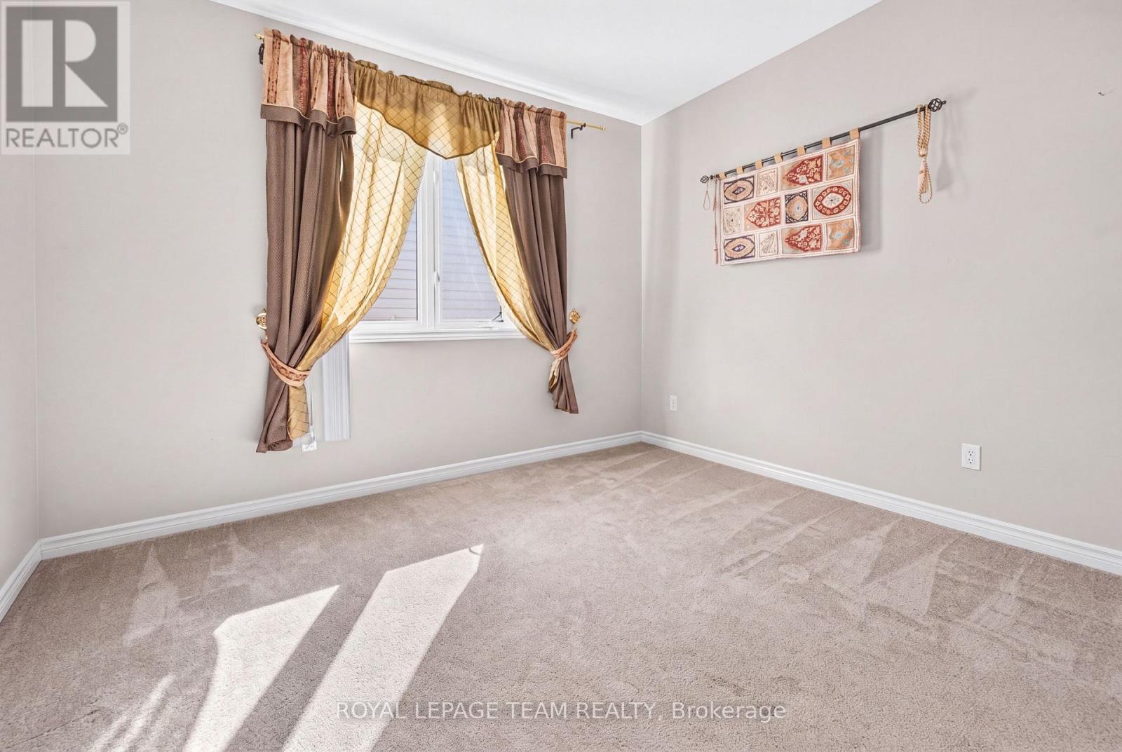 340 GALLANTRY WAY - 36