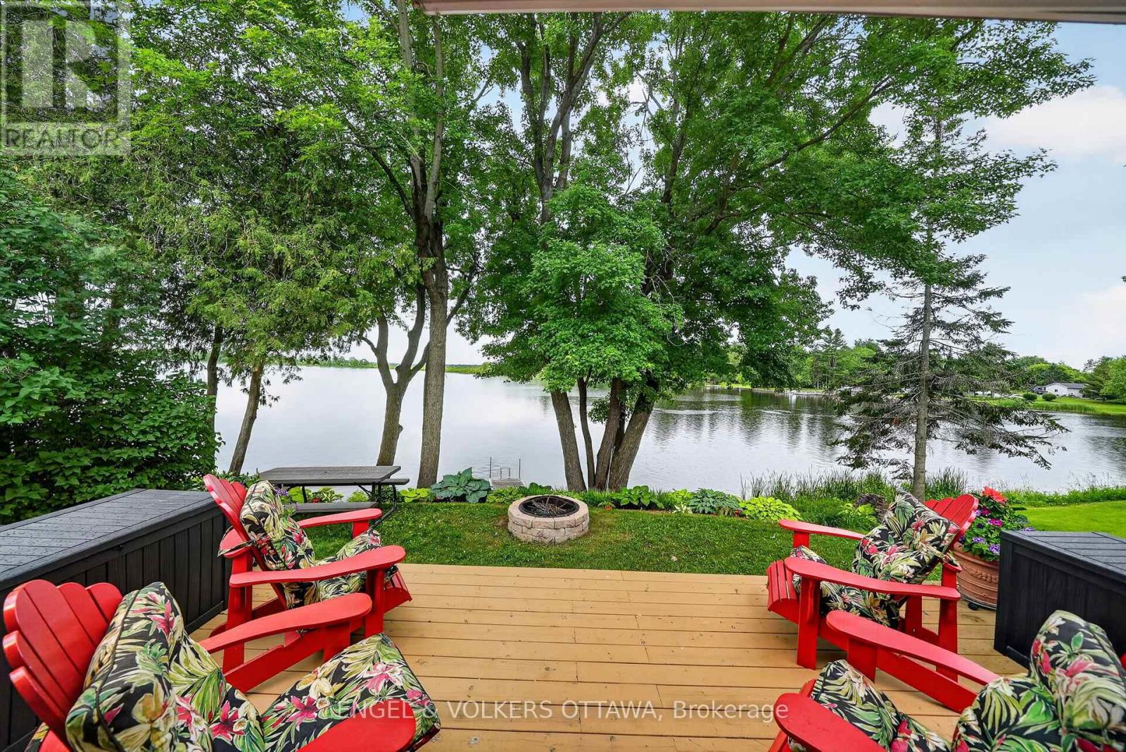 131 BAY STREET - 2
