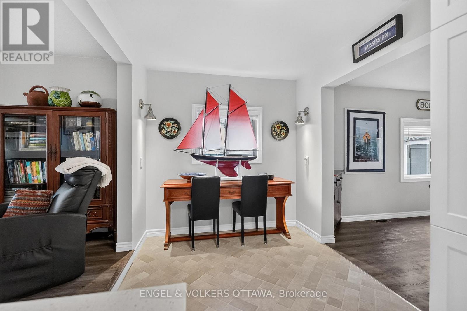 131 BAY STREET - 6