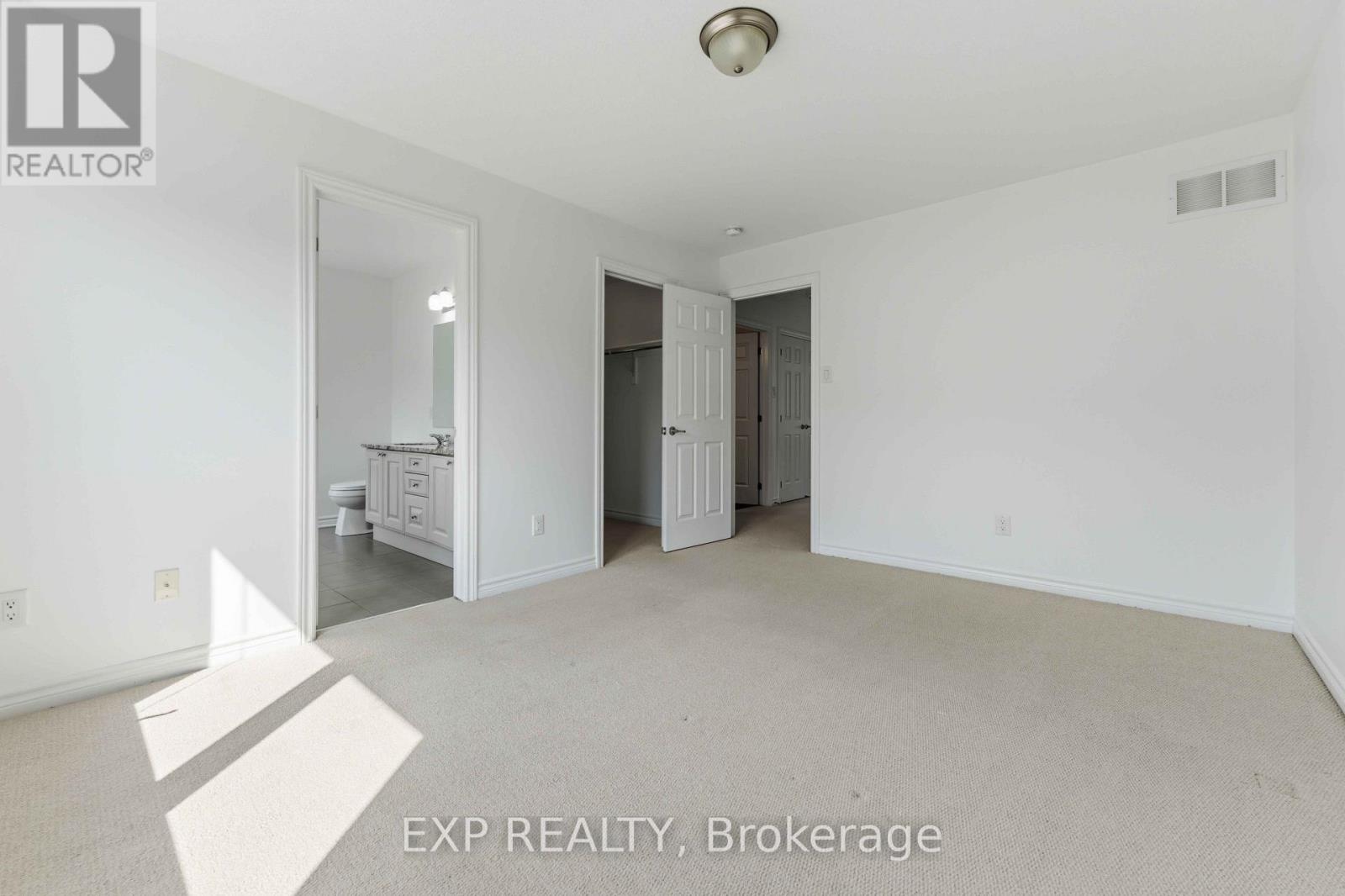 82 BUFFALOGRASS CRESCENT - 21