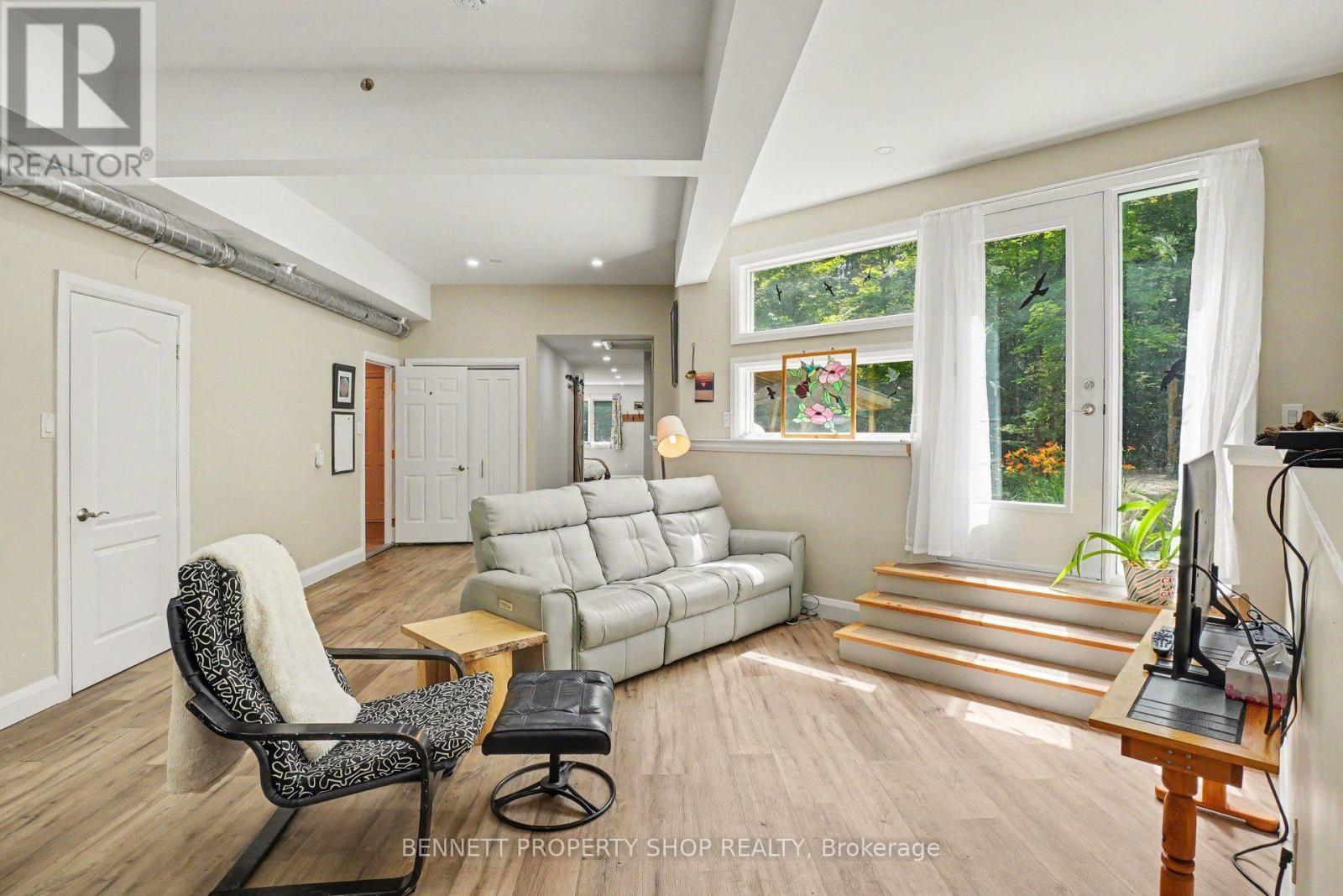 5149 CARP ROAD - 17