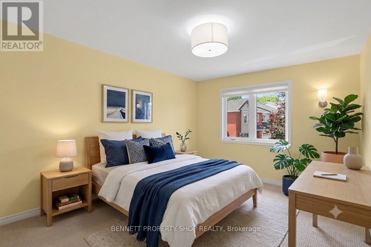 #B 2 MAPLE RIDGE CRESCENT - 10