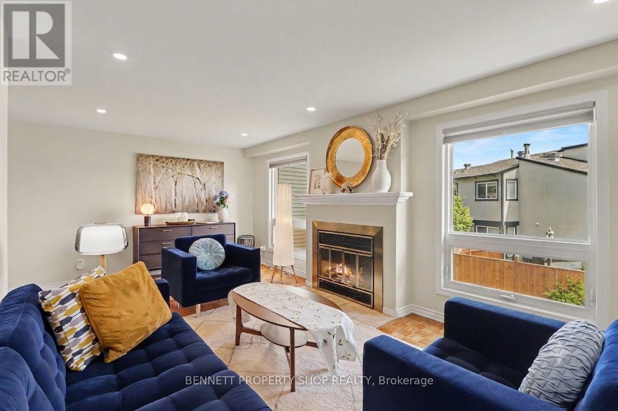 #B 2 MAPLE RIDGE CRESCENT - 2