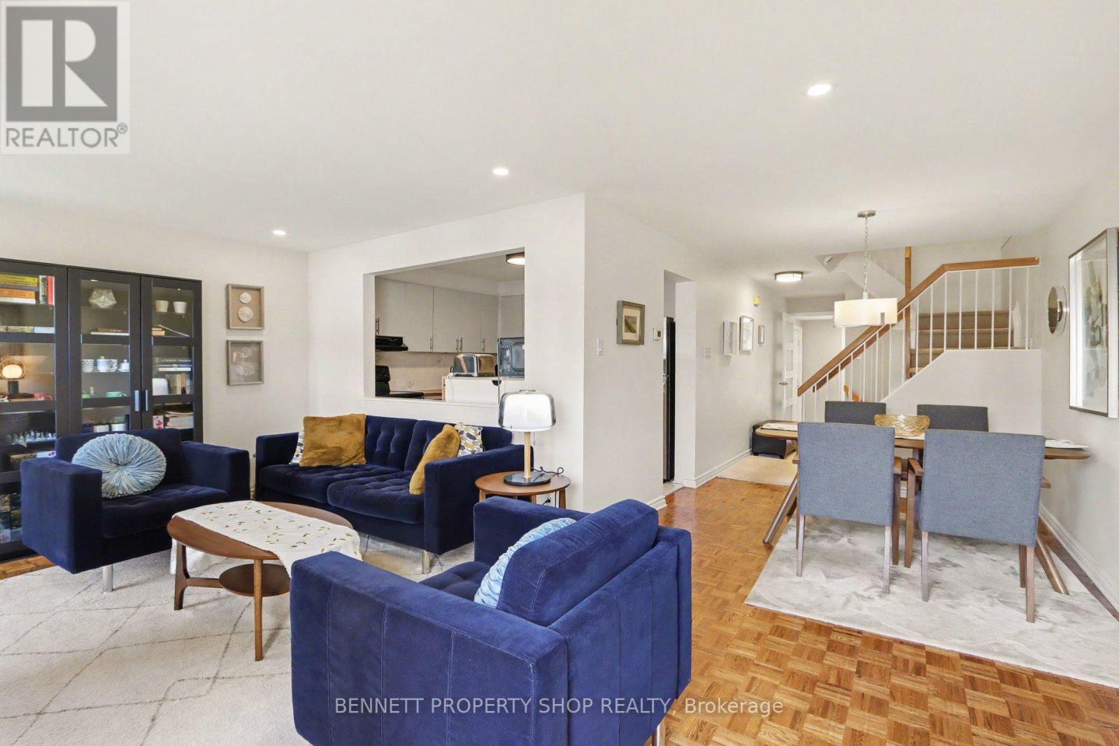 #B 2 MAPLE RIDGE CRESCENT - 3