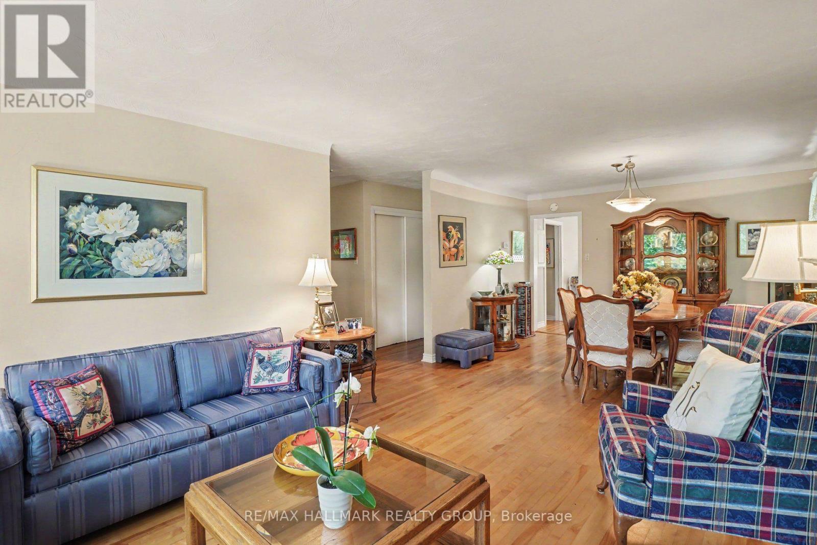 657 GOLDEN AVENUE - 21