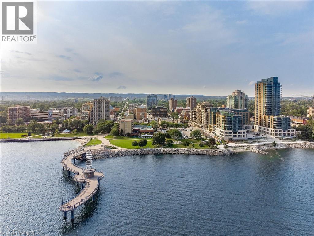 #202 2060 LAKESHORE Road - 19